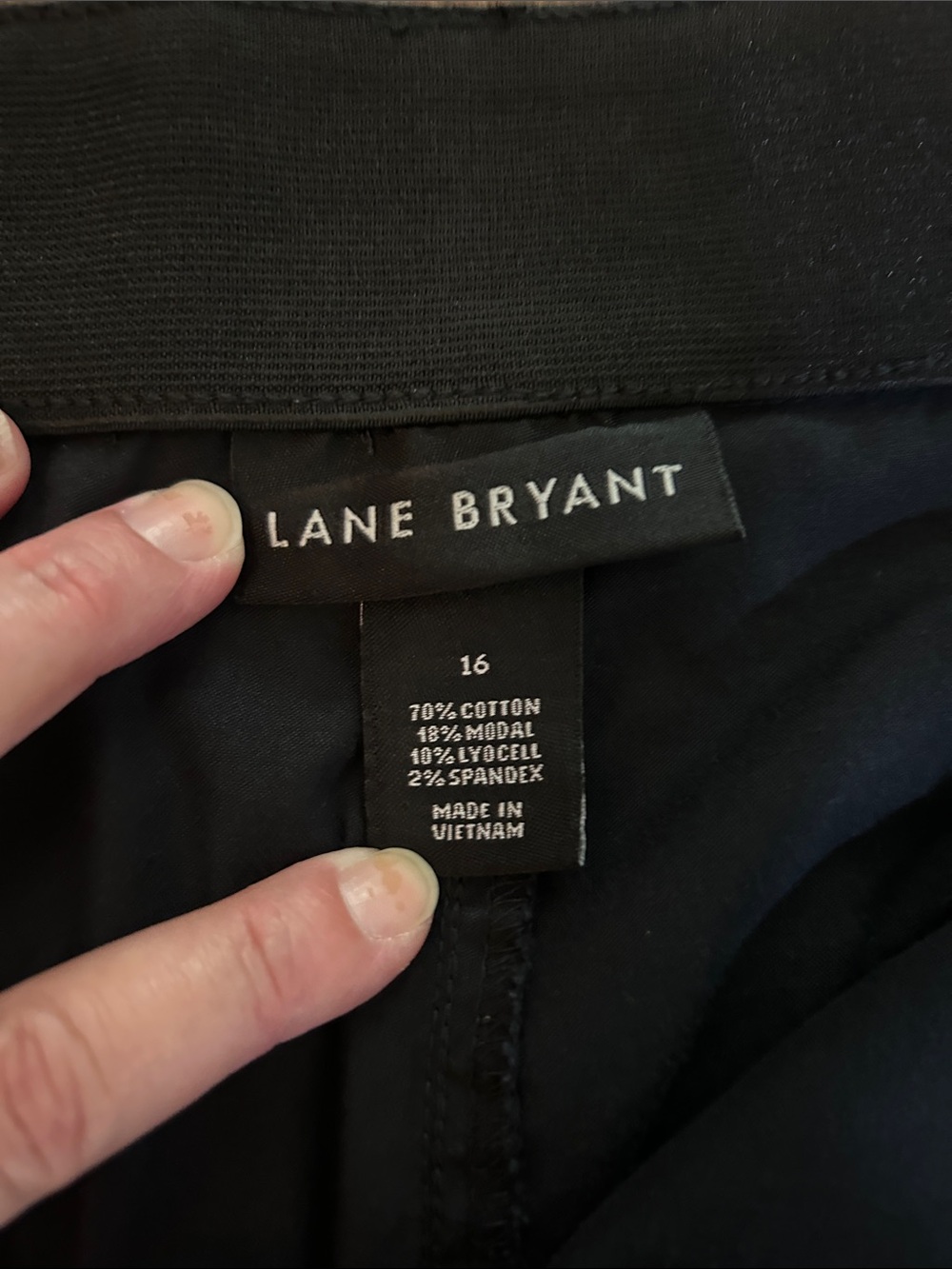 Lane Bryant Black Cargo Jogger Capris - Picture 2 of 3
